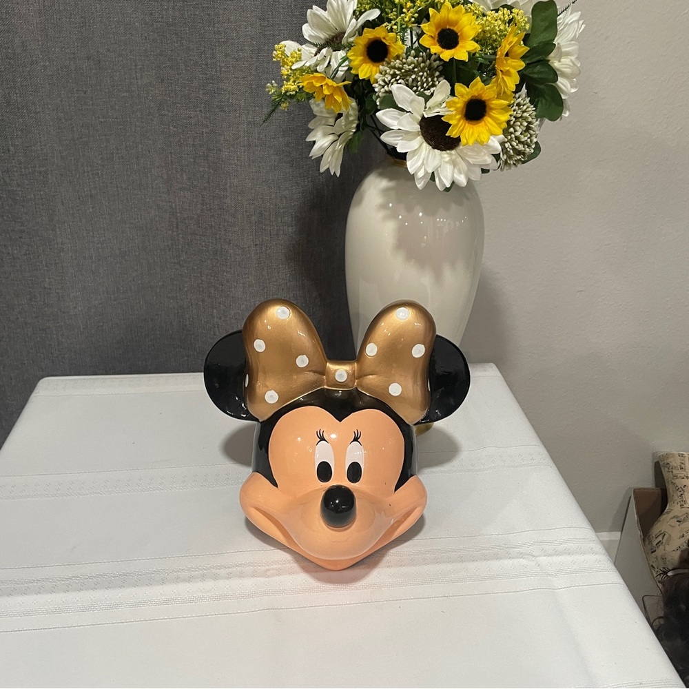 Vintage Ceramic Minnie Mouse Bank